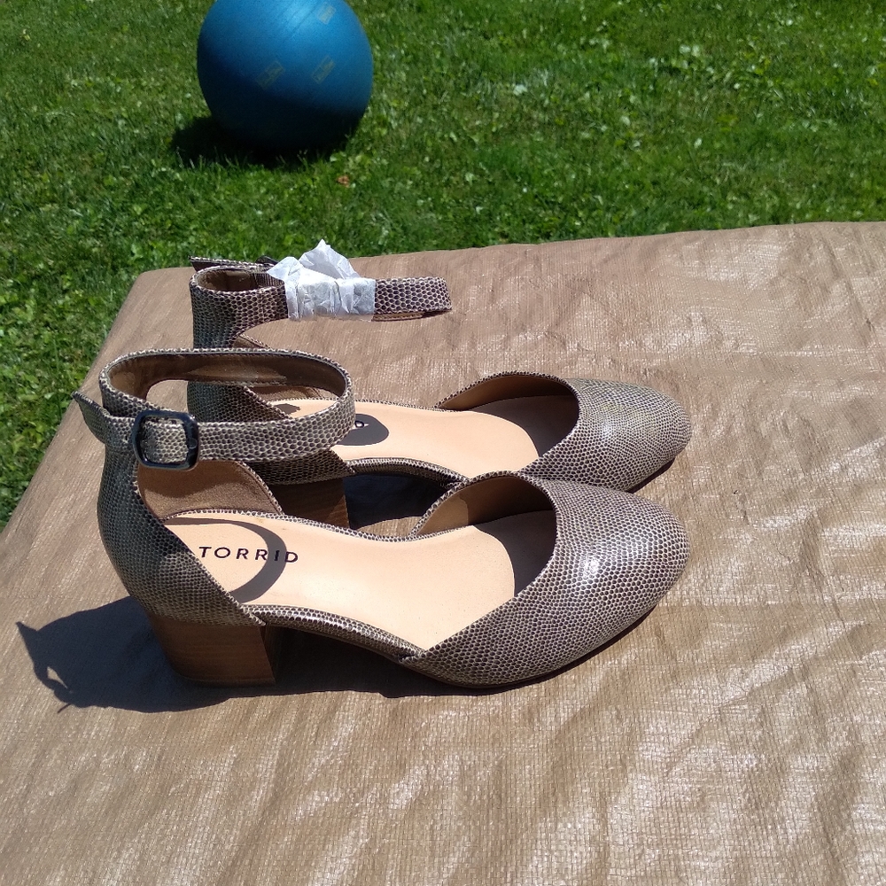 Torrid Snake Print Block Heel Shoes S W